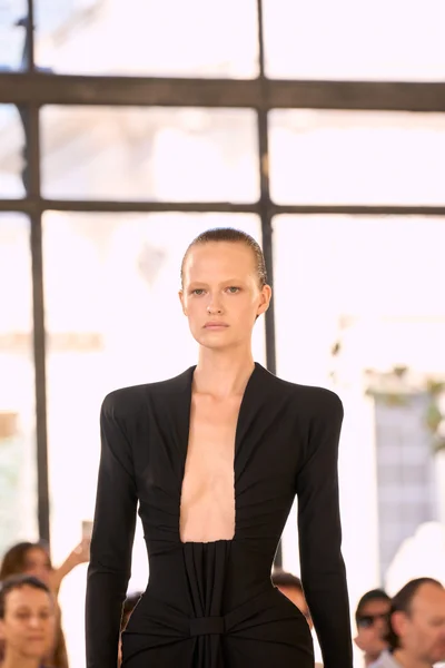 Look 2